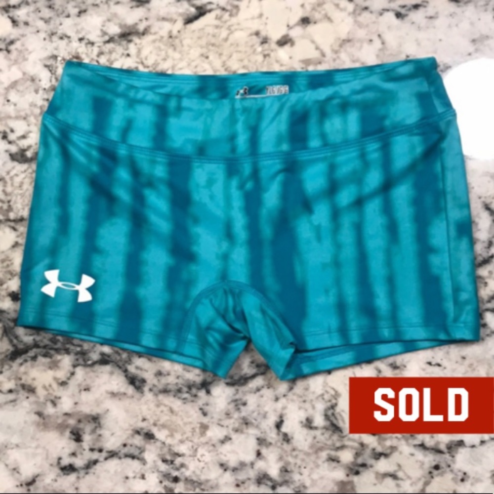 🚨 Under Armour Volleyball Shorts 🚨 PRICE DROP!